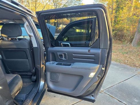 Used 2007 Honda Ridgeline RTS image 17