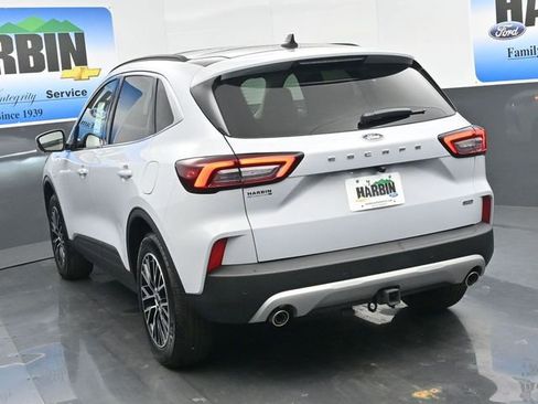 New 2025 Ford Escape SE w/ PHEV Premium Package image 4