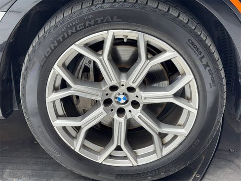 Used 2024 BMW X7 xDrive40i image 56