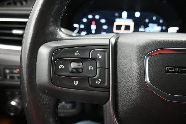 Used 2023 GMC Yukon Denali Ultimate AWD/4WD image 15