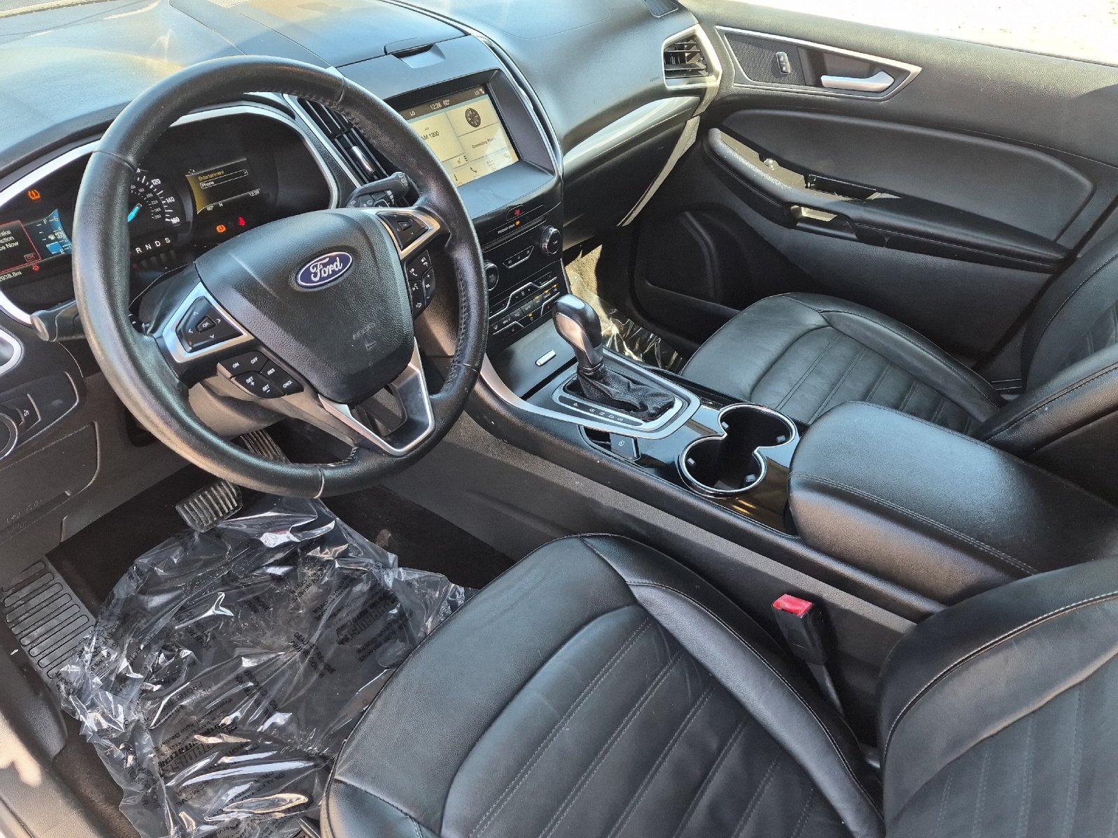 Used 2018 Ford Edge SEL w/ Equipment Group 201A FWD image 9