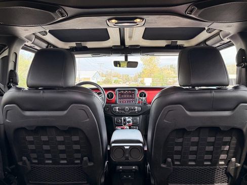 Used 2019 Jeep Wrangler Unlimited Rubicon AWD/4WD image 13
