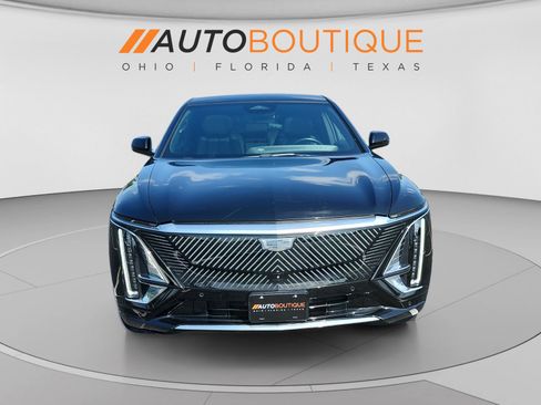 Used 2024 Cadillac Lyriq Luxury AWD/4WD image 8
