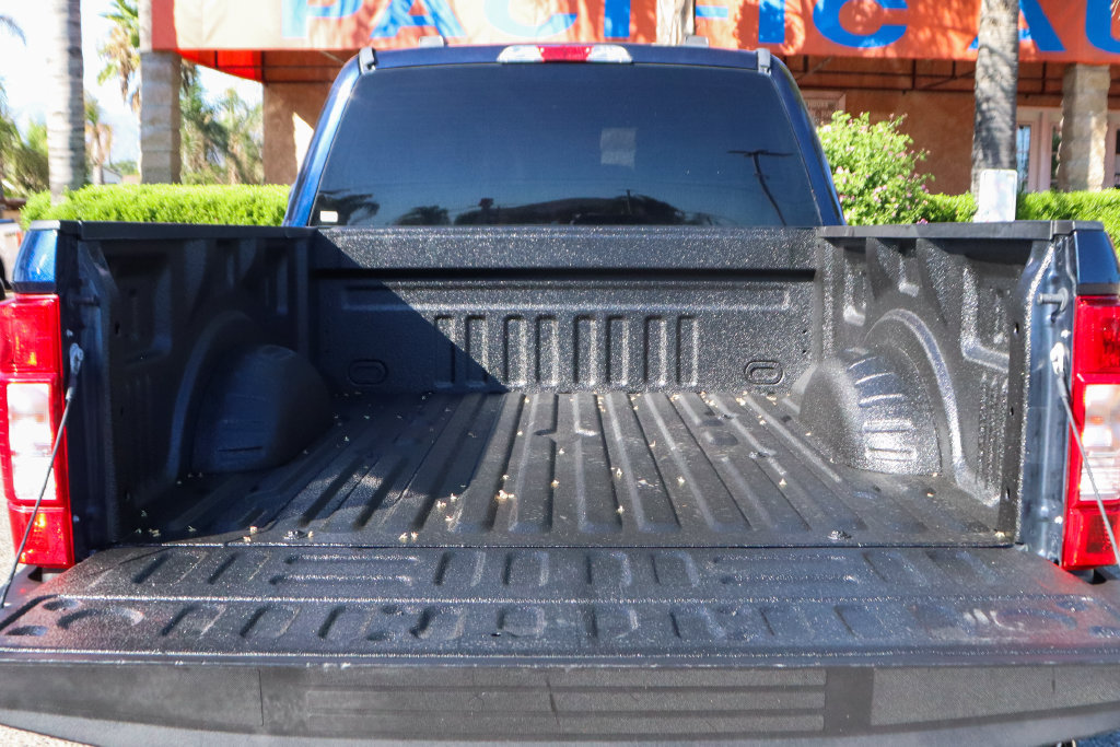 Used 2022 Ford F250 XLT w/ XLT Premium Package AWD/4WD image 8