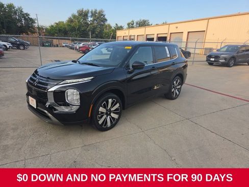 Used 2025 Mitsubishi Outlander AWD image 1