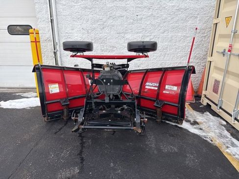 Used 2015 GMC Sierra 2500 4x4 Regular Cab w/ Sierra Convenience Package image 13