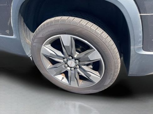 Used 2017 GMC Acadia SLT image 18