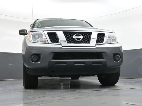 Used 2018 Nissan Frontier SV RWD image 36