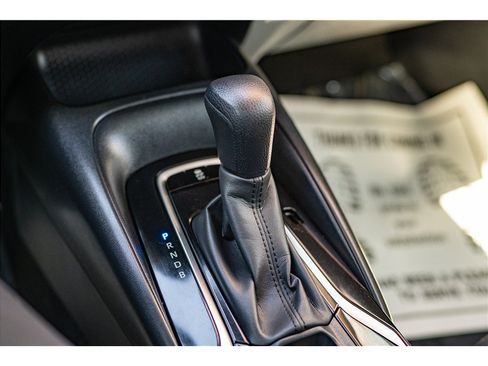 Used 2022 Toyota Corolla LE w/ Carpet Mat Package (TMS) FWD image 16