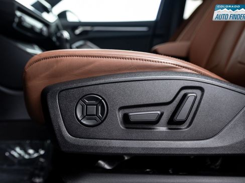 Used 2024 Audi Q3 2.0T Premium Plus w/ Premium Plus Package image 12