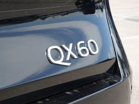 Certified 2027 INFINITI QX60 Luxe w/ Cargo Package FWD image 19