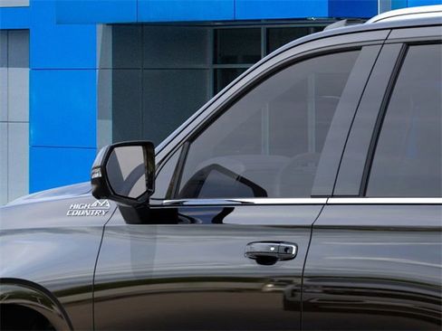 New 2026 Chevrolet Tahoe High Country image 12