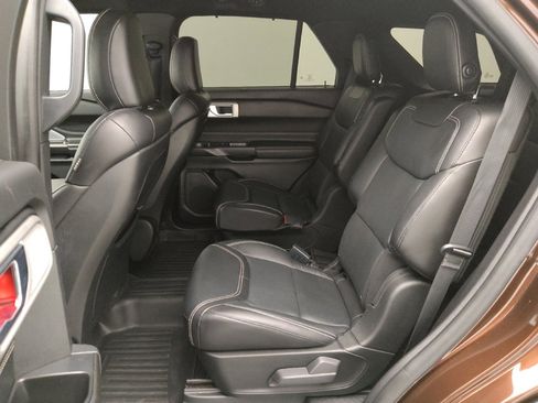 Used 2020 Ford Explorer ST w/ Premium Technology Package image 18