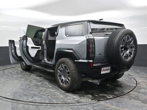Used 2024 GMC Hummer EV 3X image 54