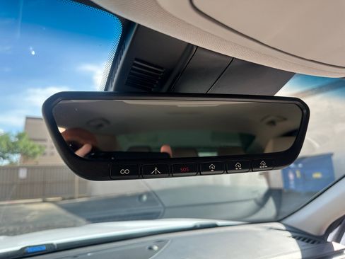 Used 2019 Genesis G70 2.0T Sport image 48