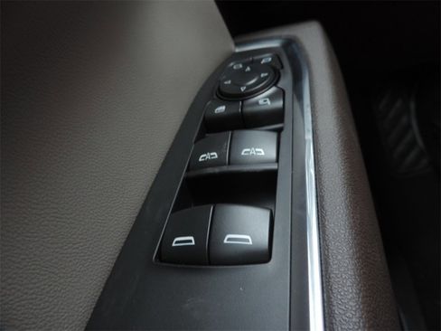 New 2026 GMC Sierra 1500 SLT image 25