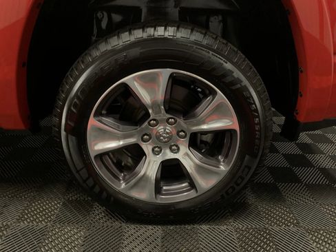 Used 2019 RAM 1500 Laramie image 15