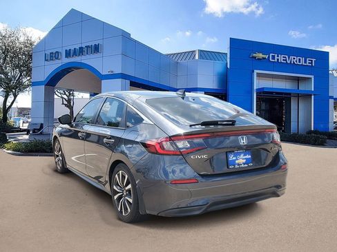 Used 2022 Honda Civic EX-L image 4