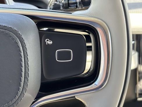 New 2025 Lincoln Navigator L Reserve image 28