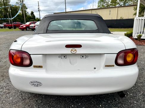 Used 1999 MAZDA MX-5 Miata image 6