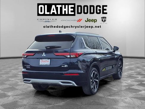 Used 2023 Mitsubishi Outlander SEL image 32