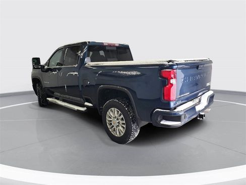 Used 2022 Chevrolet Silverado 2500 High Country image 4