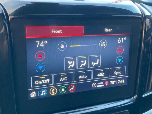 Used 2023 Chevrolet Traverse Premier w/ Redline Edition image 23