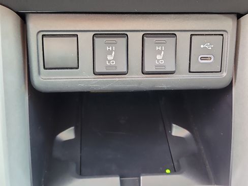 Certified 2024 Toyota Corolla Cross XLE w/ Convenience Package FWD image 28