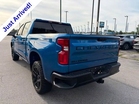 Used 2023 Chevrolet Silverado 1500 LT Trail Boss w/ LPO, Dark Essentials Package AWD/4WD image 5