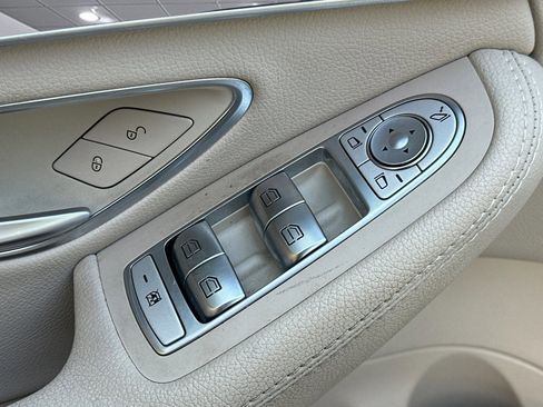 Used 2018 Mercedes-Benz C 300 Sedan image 13