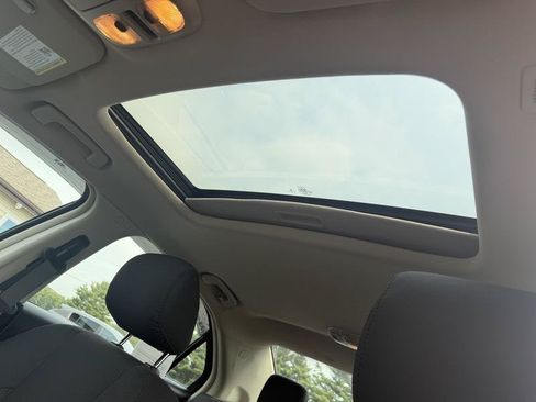 Used 2012 Ford Fusion SE FWD image 18