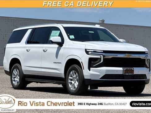 New 2026 Chevrolet Suburban LS AWD/4WD image 1