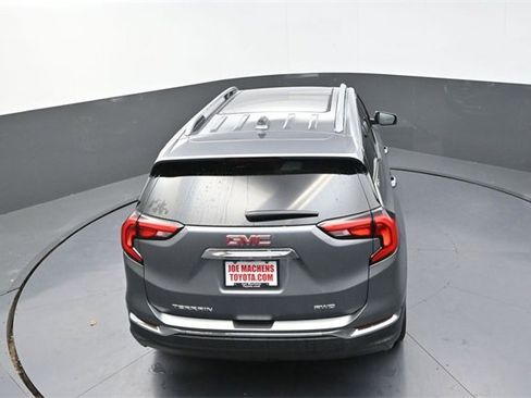 Used 2021 GMC Terrain SLT image 24