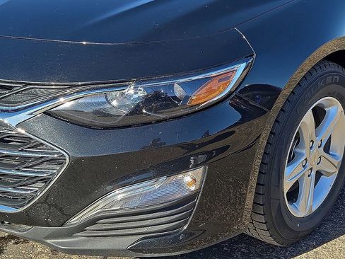 Used 2024 Chevrolet Malibu LS image 10