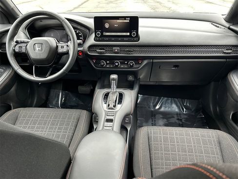 Used 2023 Honda HR-V Sport image 15