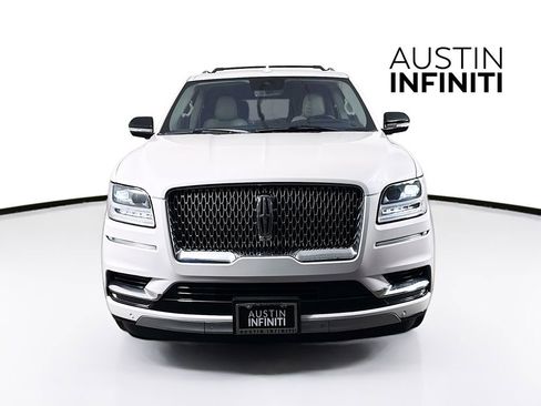 Used 2019 Lincoln Navigator L Reserve image 2