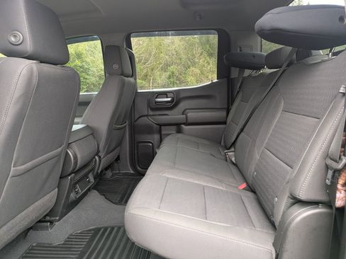 Used 2023 Chevrolet Silverado 1500 Custom image 24