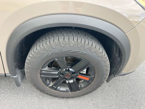 Used 2026 Nissan Rogue SV AWD/4WD image 40