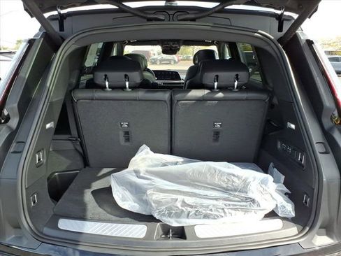 New 2026 Cadillac Vistiq Sport image 19