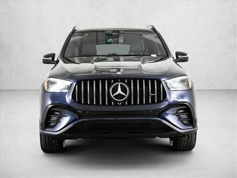 Used 2025 Mercedes-Benz GLE 53 AMG 4MATIC image 2