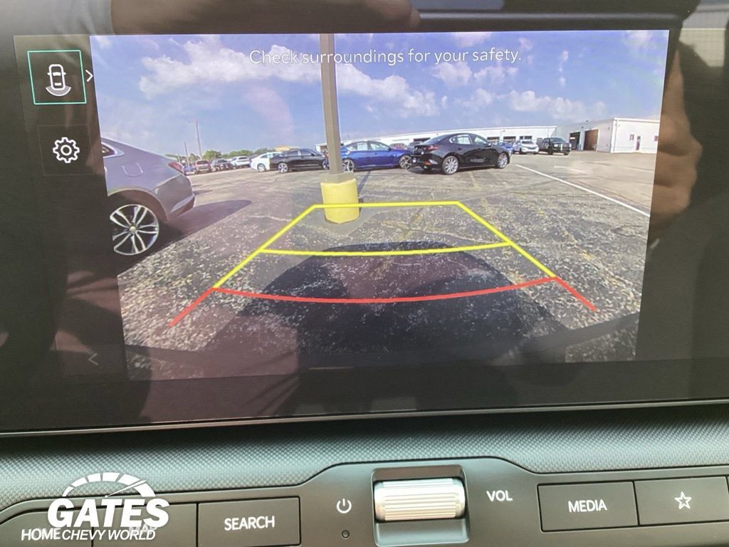 Used 2025 Kia K4 FWD image 14