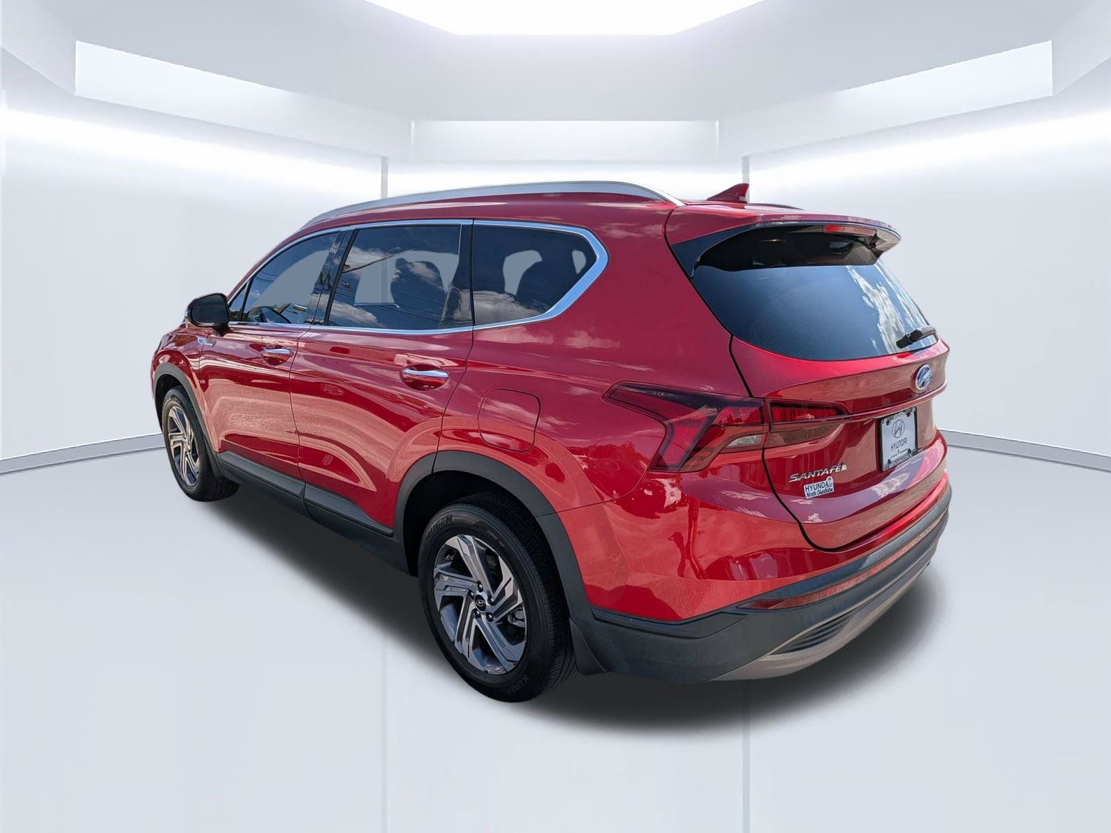 Certified 2023 Hyundai Santa Fe SEL FWD image 6