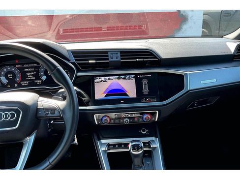 Used 2025 Audi Q3 2.0T Premium AWD/4WD image 7