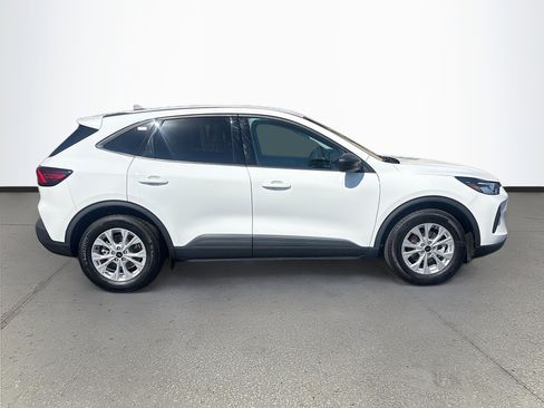 Used 2025 Ford Escape Active image 2