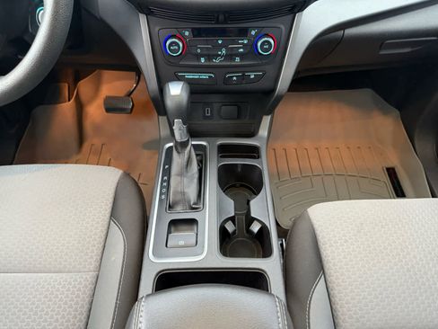 Used 2017 Ford Escape SE FWD image 10