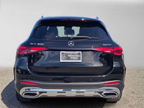 Used 2026 Mercedes-Benz GLC 300 4MATIC image 5