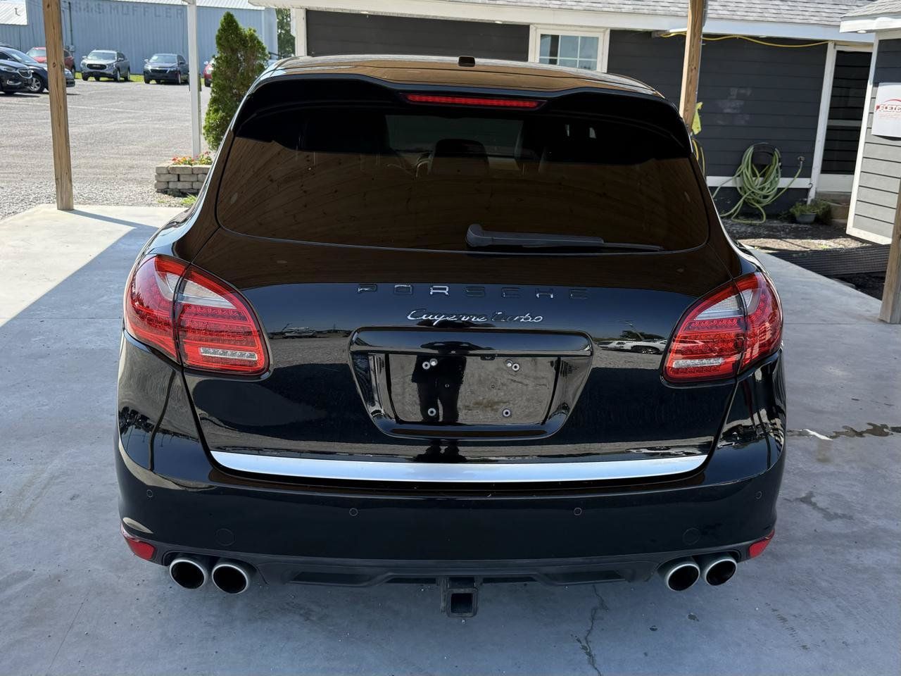 Used 2011 Porsche Cayenne Turbo AWD/4WD image 36