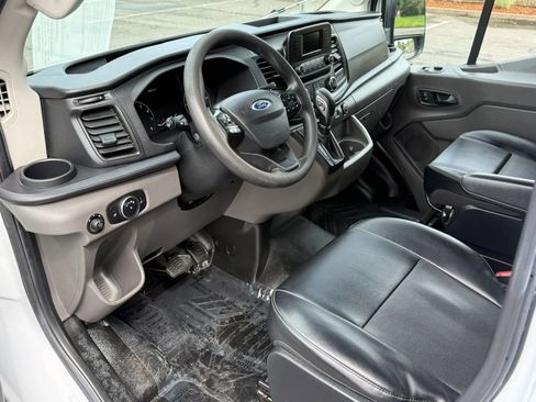 Used 2020 Ford Transit 250 Medium Roof image 12