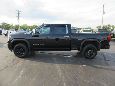 Used 2023 GMC Sierra 3500 Denali w/ Denali Black Diamond Edition AWD/4WD image 11