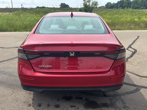 Used 2024 Honda Accord EX image 4